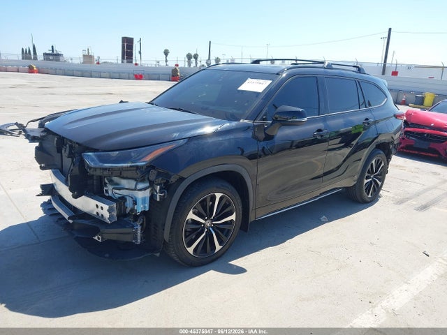 Toyota Highlander Xse 2022 5TDJZRBH6NS183927 Image 2