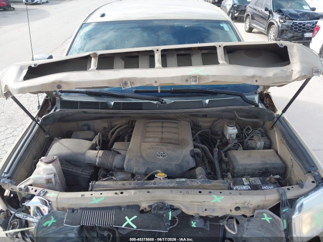 5TFDW5F19HX630776 Toyota Tundra Sr5 5.7l V8