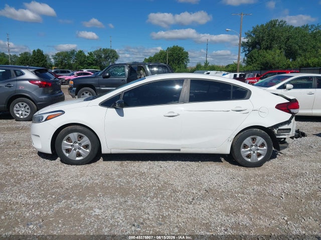 2017 Kia Forte Lx მანქანა იყიდება აუქციონზე, vin: 3KPFK4A76HE071326, აუქციონის ნომერი: 45375907