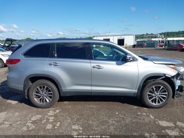 Toyota Highlander Xle 2019 5TDJZRFH4KS605313 Image 13