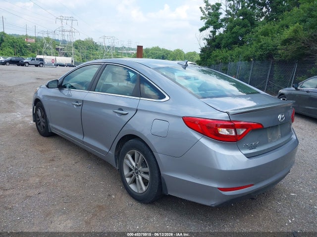 2015 Hyundai Sonata Se მანქანა იყიდება აუქციონზე, vin: 5NPE24AF8FH245845, აუქციონის ნომერი: 45375915
