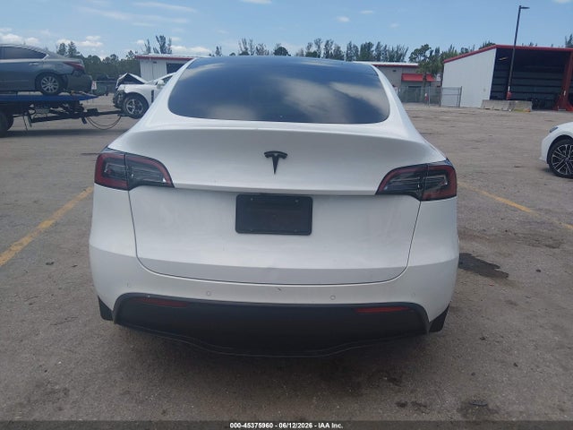 2022 Tesla Model Y Long Range Dual Motor All-wheel Drive მანქანა იყიდება აუქციონზე, vin: 7SAYGDEE8NF481668, აუქციონის ნომერი: 45375960