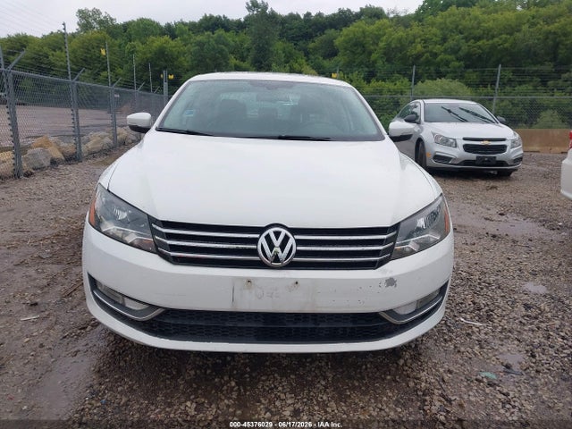 Продажа на аукционе авто 2015 Volkswagen Passat 3.6l V6 Sel Premium, vin: 1VWCM7A39FC083838, номер лота: 45376029