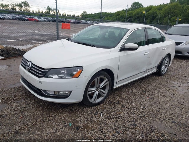 Продажа на аукционе авто 2015 Volkswagen Passat 3.6l V6 Sel Premium, vin: 1VWCM7A39FC083838, номер лота: 45376029
