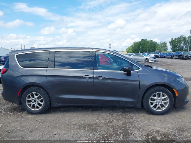 2017 Chrysler Pacifica Lx მანქანა იყიდება აუქციონზე, vin: 2C4RC1CG1HR608897, აუქციონის ნომერი: 45376031