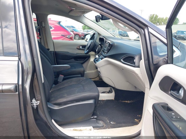 Aukcja sprzedaży 2017 Chrysler Pacifica Lx, vin: 2C4RC1CG1HR608897, numer aukcji: 45376031