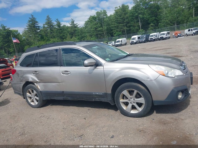 Subaru Outback 2.5i Limited 2014 4S4BRBLC8E3247610 Image 13