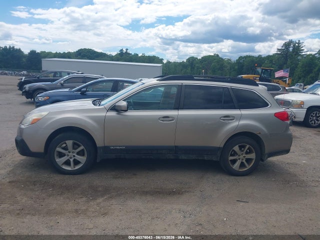 Subaru Outback 2.5i Limited 2014 4S4BRBLC8E3247610 Image 14