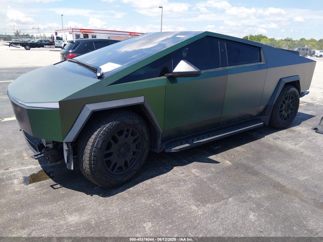 Tesla Cybertruck All-wheel Drive 2024 7G2CEHED4RA012962 Image 2