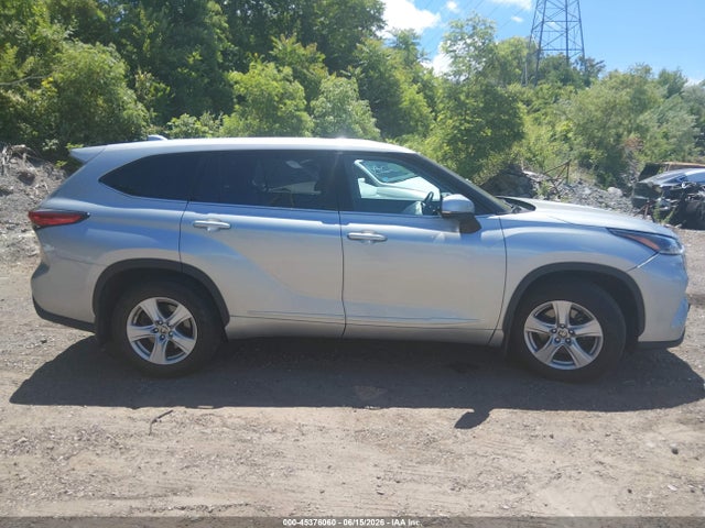 45376060 :رقم المزاد ، 5TDBZRBH9MS145160 vin ، 2021 Toyota Highlander Le مزاد بيع
