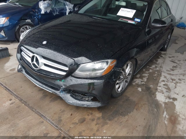 45376079 :رقم المزاد ، 55SWF4JB1HU218296 vin ، 2017 Mercedes-benz C 300 مزاد بيع
