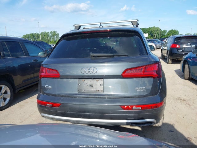 2018 Audi Q5 2.0t Premium/2.0t Tech Premium მანქანა იყიდება აუქციონზე, vin: WA1BNAFY5J2216309, აუქციონის ნომერი: 45376085