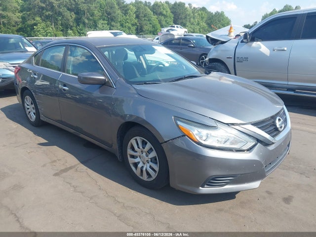 45376105 :رقم المزاد ، 1N4AL3AP5JC233757 vin ، 2018 Nissan Altima 2.5 S مزاد بيع