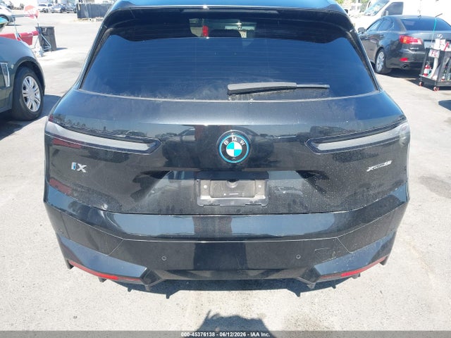 2025 Bmw Ix Xdrive50 მანქანა იყიდება აუქციონზე, vin: WB523CF06SCT92553, აუქციონის ნომერი: 45376138
