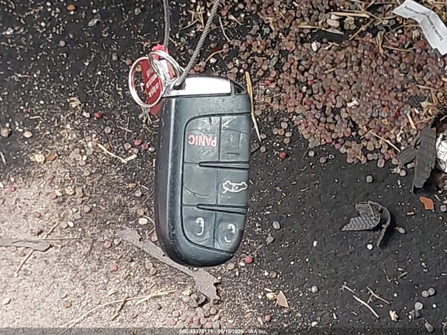45376171 :رقم المزاد ، 2C3CCAAG4FH818412 vin ، 2015 Chrysler 300 Limited مزاد بيع