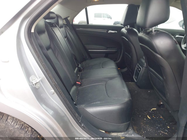 45376171 :رقم المزاد ، 2C3CCAAG4FH818412 vin ، 2015 Chrysler 300 Limited مزاد بيع