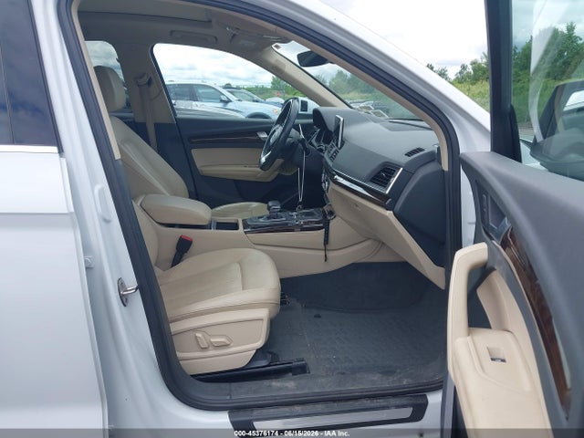 45376174 :رقم المزاد ، WA1BNAFY3K2066413 vin ، 2019 Audi Q5 45 Premium مزاد بيع