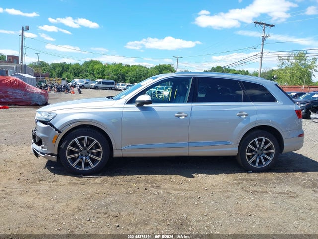 Продажа на аукционе авто 2017 Audi Q7 3.0t Premium, vin: WA1LAAF70HD039223, номер лота: 45376191