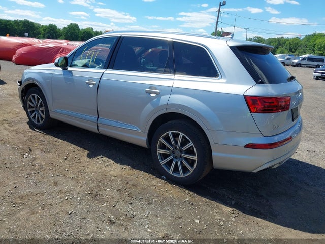 Продажа на аукционе авто 2017 Audi Q7 3.0t Premium, vin: WA1LAAF70HD039223, номер лота: 45376191