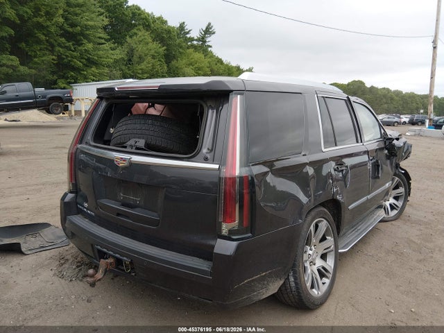 2016 Cadillac Escalade Luxury Collection მანქანა იყიდება აუქციონზე, vin: 1GYS4BKJ7GR420689, აუქციონის ნომერი: 45376195