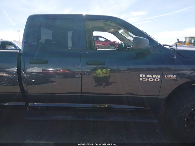 Продаж на аукціоні авто 2017 Ram 1500 Express  4x4 6'4 Box, vin: 1C6RR7FTXHS670153, номер лоту: 45376289