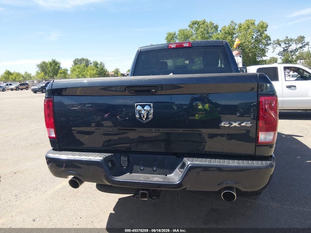 Продаж на аукціоні авто 2017 Ram 1500 Express  4x4 6'4 Box, vin: 1C6RR7FTXHS670153, номер лоту: 45376289