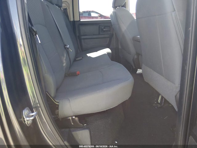 Продаж на аукціоні авто 2017 Ram 1500 Express  4x4 6'4 Box, vin: 1C6RR7FTXHS670153, номер лоту: 45376289