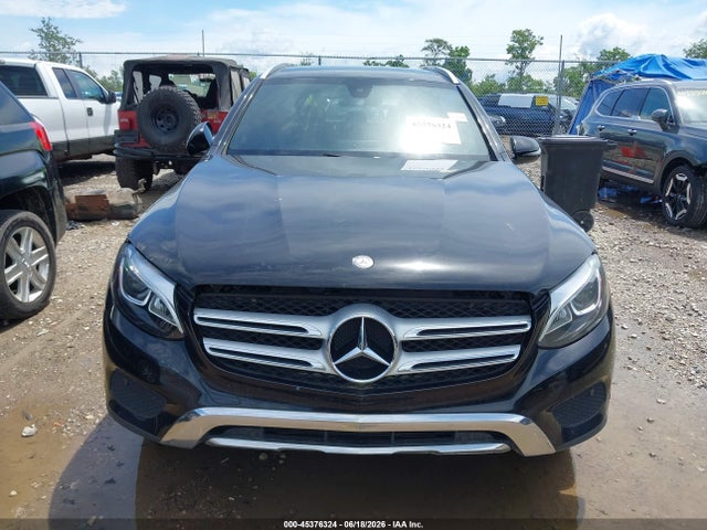 Продажа на аукционе авто 2017 Mercedes-benz Glc, vin: NY73542, номер лота: 45376324
