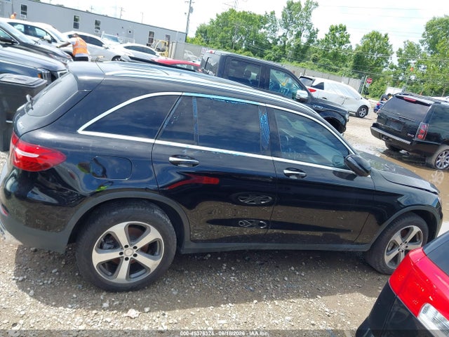Продажа на аукционе авто 2017 Mercedes-benz Glc, vin: NY73542, номер лота: 45376324