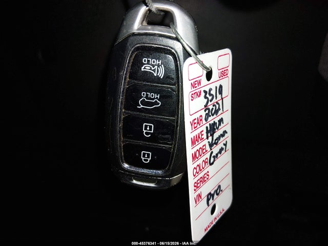 45376341 :رقم المزاد ، KM8K22AA1MU637477 vin ، 2021 Hyundai Kona Sel مزاد بيع