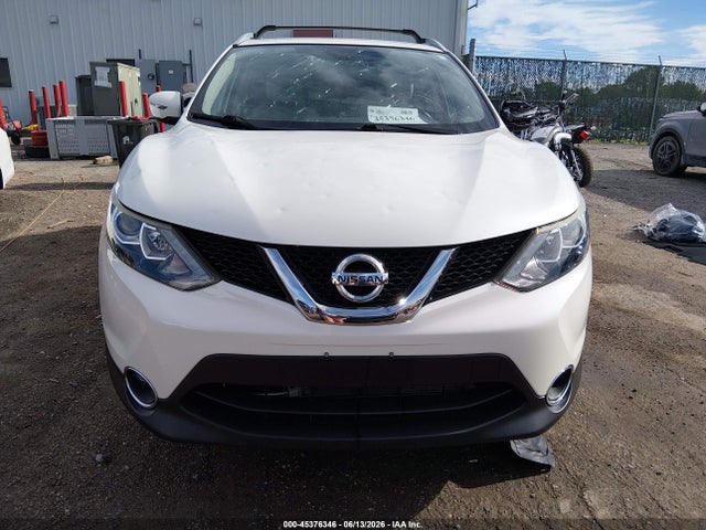 JN1BJ1CP8JW101454 Nissan Rogue Sport Sv