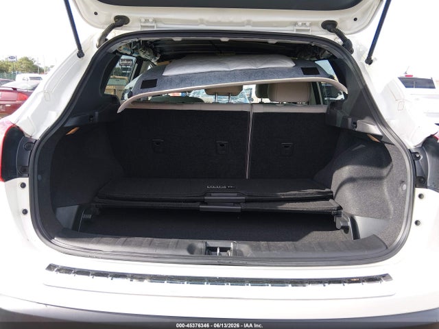JN1BJ1CP8JW101454 Nissan Rogue Sport Sv