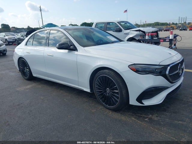 Mercedes-Benz E 350 2024 W1KLF4HB7RA058760 главное изображение