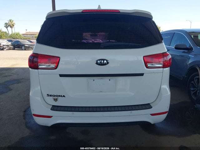 KIA Sedona L 2015 KNDMA5C13F6029420 Image 16