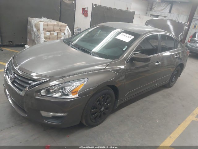 Nissan Altima 2.5 S 2015 1N4AL3AP8FC578420 Image 2