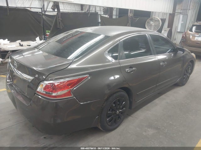 Nissan Altima 2.5 S 2015 1N4AL3AP8FC578420 Image 4