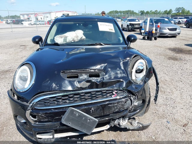 Aukcja sprzedaży 2018 Mini Hardtop Cooper S, vin: WMWXU3C54J2F51663, numer aukcji: 45376432
