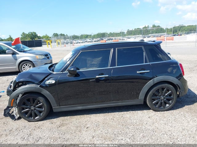 Aukcja sprzedaży 2018 Mini Hardtop Cooper S, vin: WMWXU3C54J2F51663, numer aukcji: 45376432