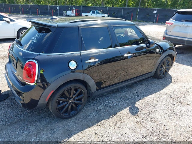 Aukcja sprzedaży 2018 Mini Hardtop Cooper S, vin: WMWXU3C54J2F51663, numer aukcji: 45376432