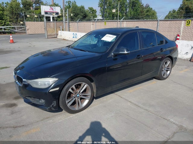 BMW 328I 2014 WBA3C1C50EK110430 Image 2