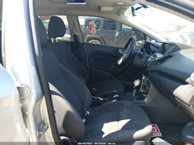45376437 :رقم المزاد ، 3FADP4BJ2EM225928 vin ، 2014 Ford Fiesta Se مزاد بيع