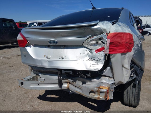 45376437 :رقم المزاد ، 3FADP4BJ2EM225928 vin ، 2014 Ford Fiesta Se مزاد بيع