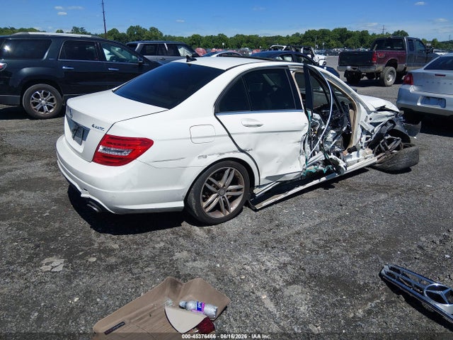 45376466 :رقم المزاد ، WDDGF8BB9CR197704 vin ، 2012 Mercedes-benz C 300 Sport 4matic مزاد بيع