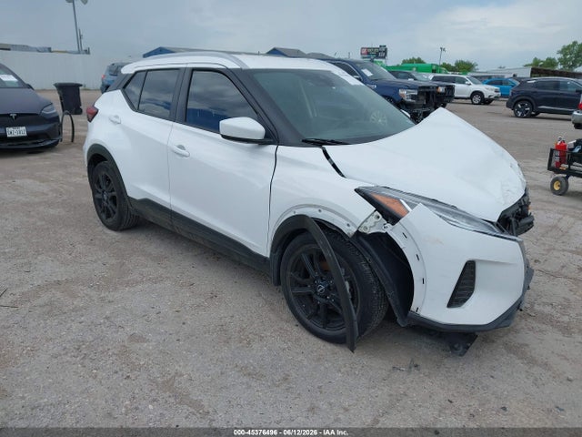 Auction sale of the 2022 Nissan Kicks Sv Xtronic Cvt, vin: 3N1CP5CV4NL514105, lot number: 45376496