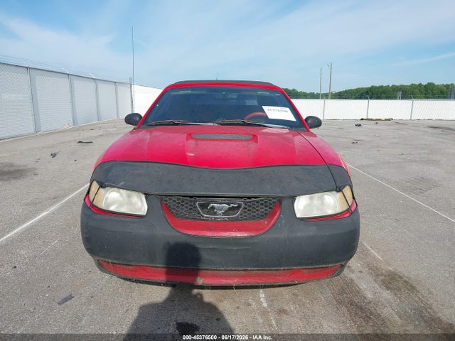 2000 Ford Mustang მანქანა იყიდება აუქციონზე, vin: 1FAFP4447YF261070, აუქციონის ნომერი: 45376500