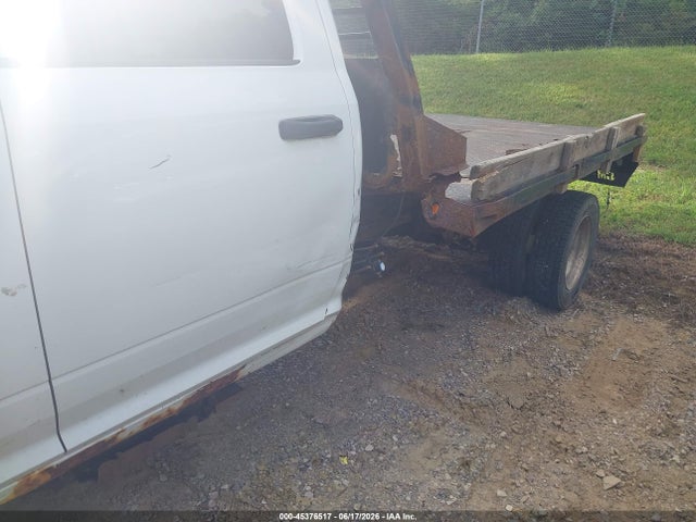 45376517 :رقم المزاد ، 3C7WRNFL7FG618065 vin ، 2015 Ram 5500 Chassis Tradesman/slt/laramie مزاد بيع