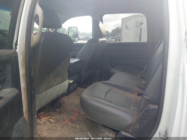 45376517 :رقم المزاد ، 3C7WRNFL7FG618065 vin ، 2015 Ram 5500 Chassis Tradesman/slt/laramie مزاد بيع
