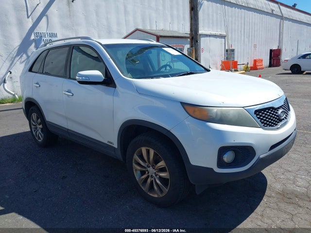 Auction sale of the 2011 Kia Sorento Ex V6, vin: 5XYKUDA22BG055731, lot number: 45376593
