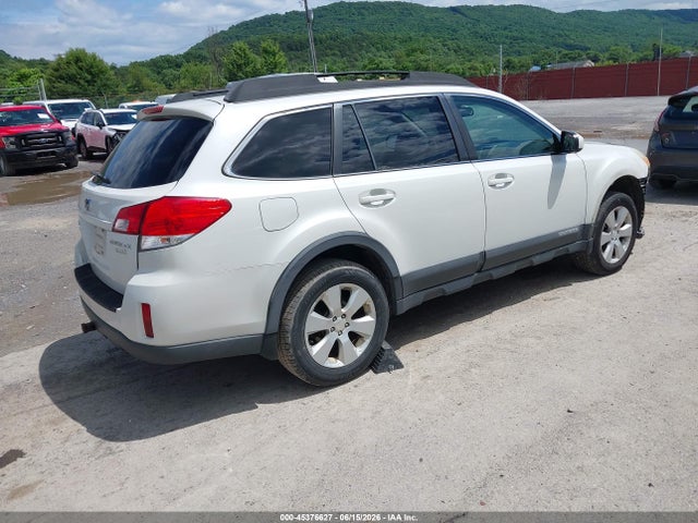 Auction sale of the 2010 Subaru Outback 2.5i Premium, vin: 4S4BRBCC9A3369029, lot number: 45376627