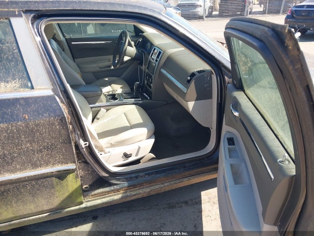45376692 :رقم المزاد ، 2C3LK53G08H128893 vin ، 2008 Chrysler 300 Touring مزاد بيع